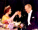 President Ford acknowledges the toast of Queen Elizabeth II 