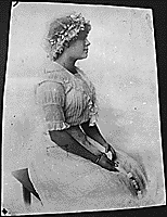 H0003-1. Dorothy Ayer Gardner King poses in her wedding dress. September 7, 1912.