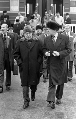 President Ford and Soviet General Secretary Leonid I. Brezhnev depart from the train upon their arrival at the Okeansky Sanatorium. 