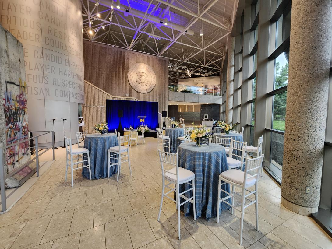 Lobby set with tables and chairs